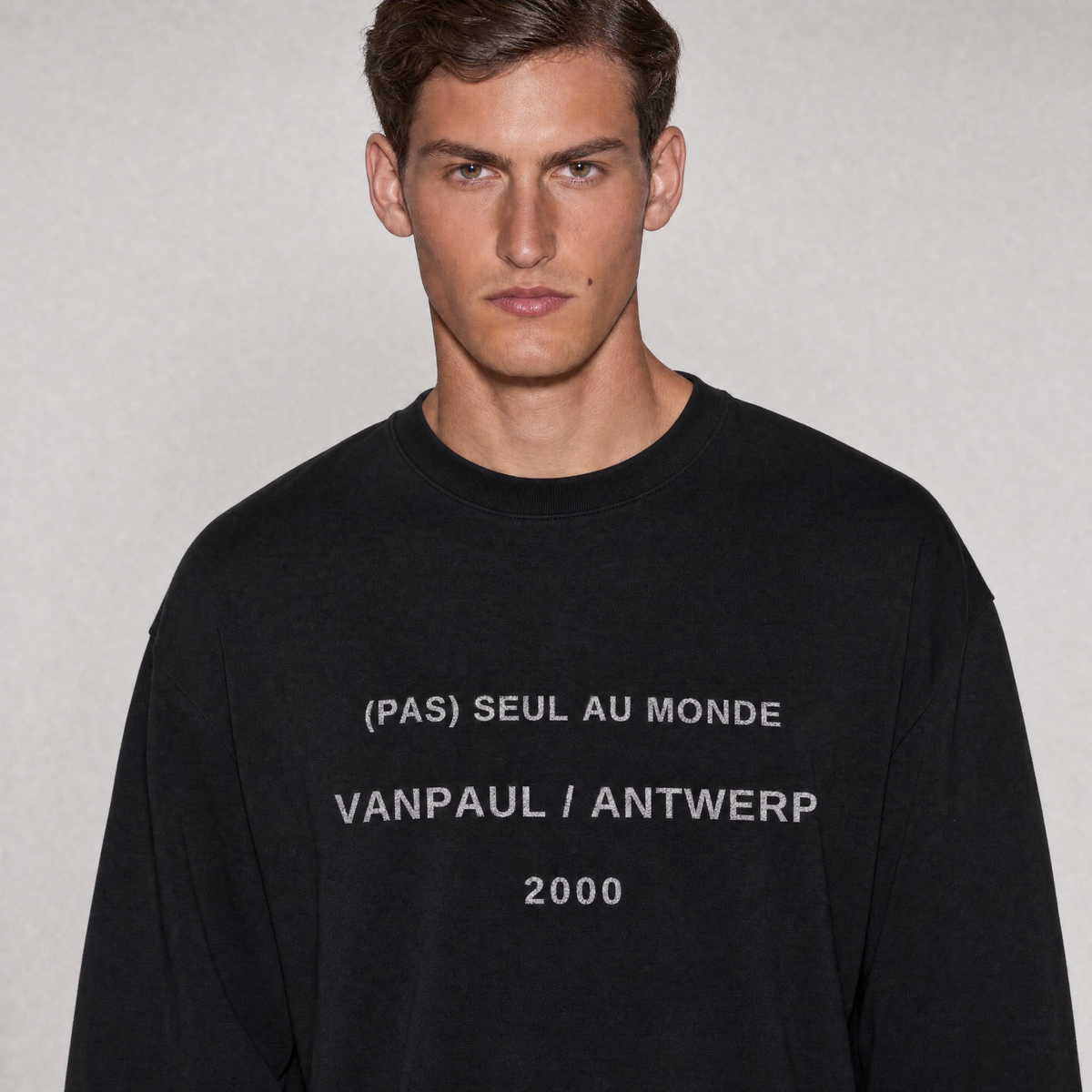 Long-sleeved cotton T-shirt