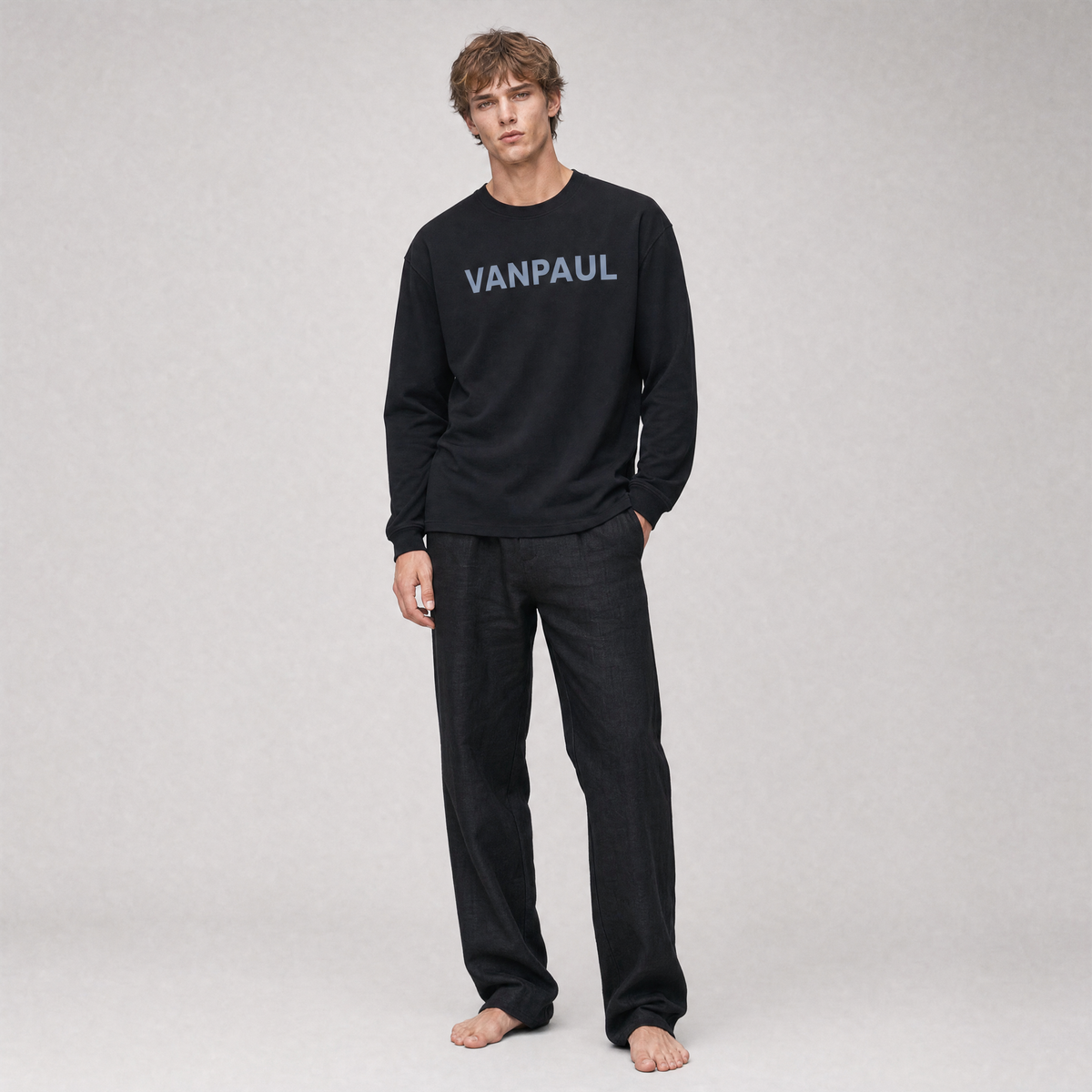 Long-sleeved cotton T-shirt